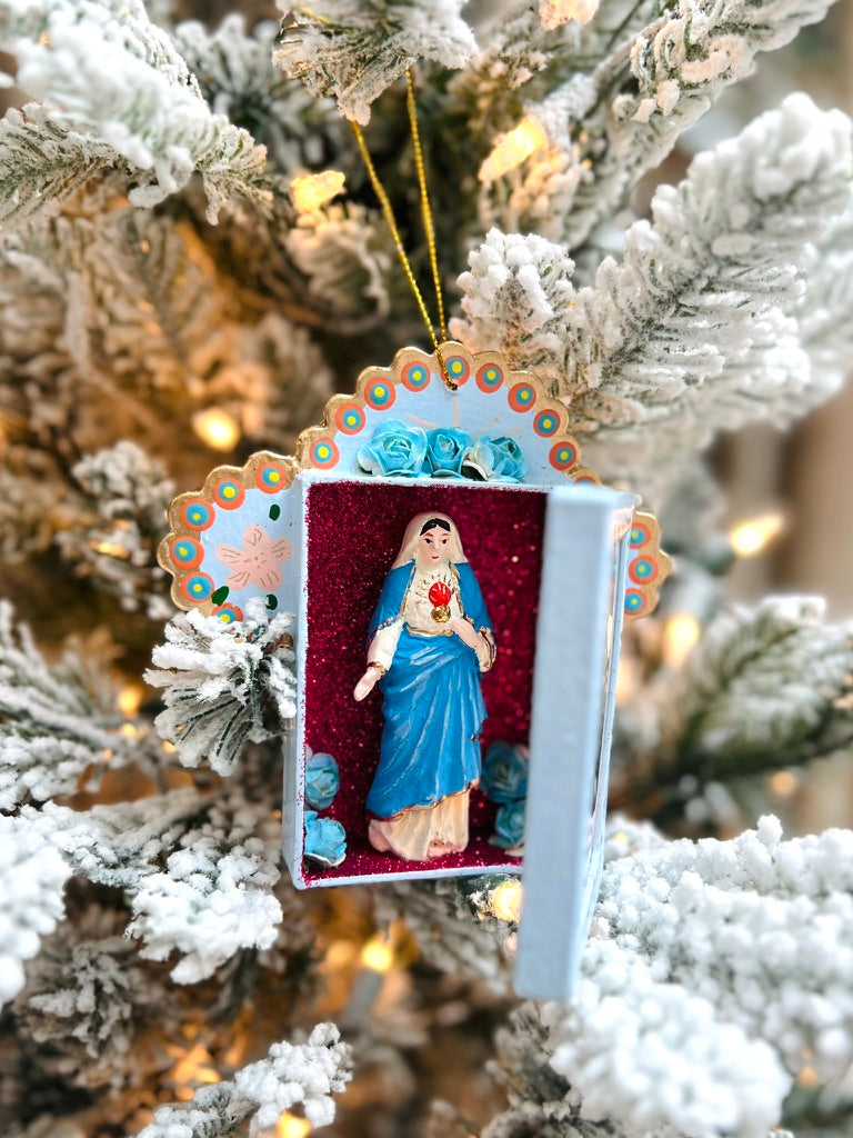 Sacred Heart Mary Niche Ornament