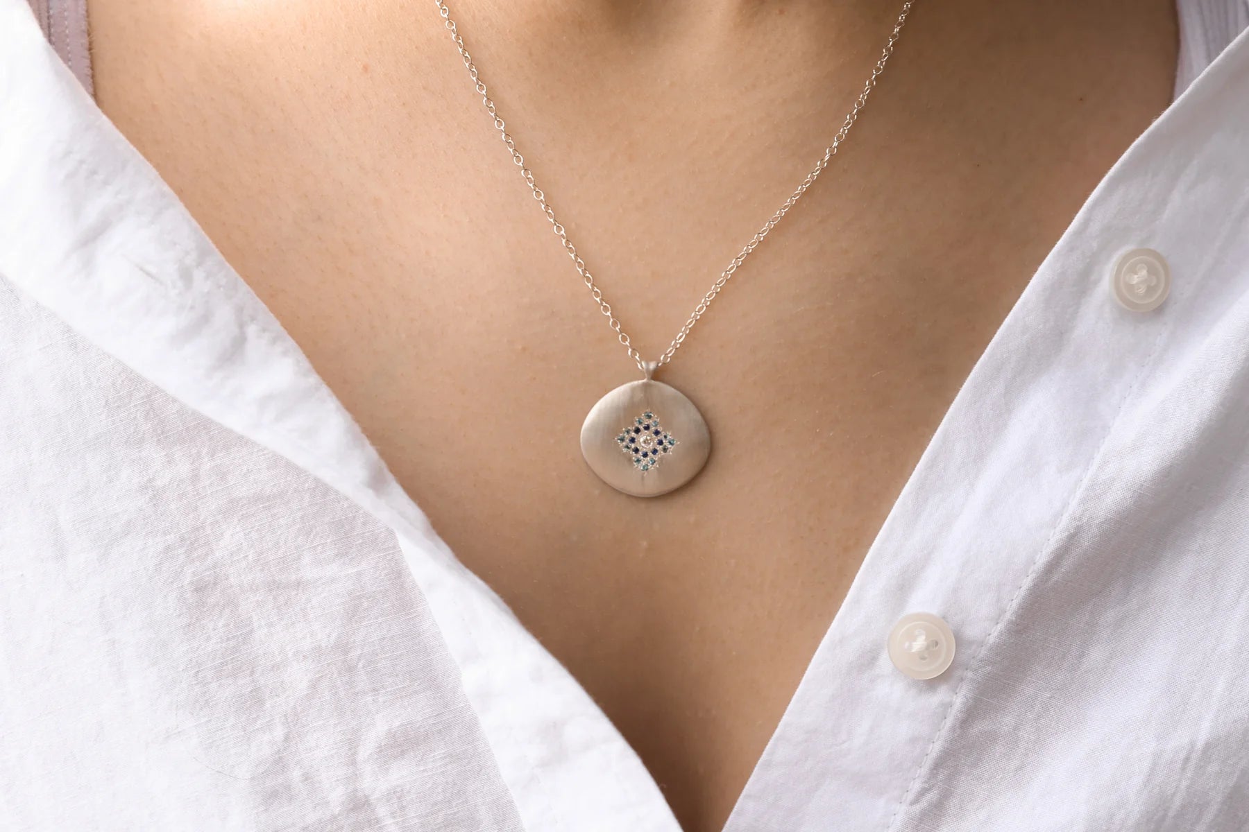 Star Light Pendant Necklace