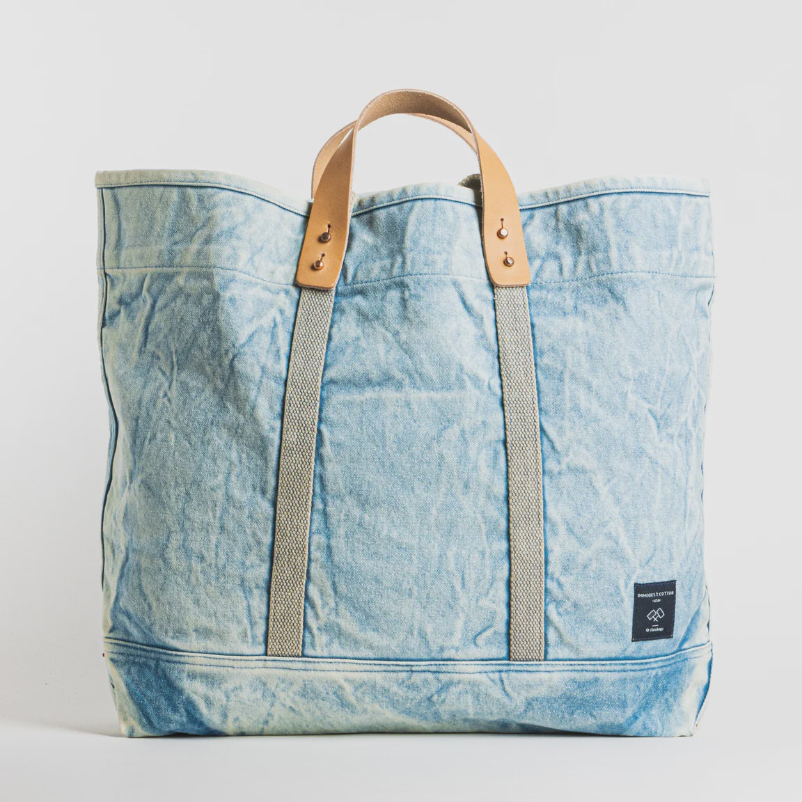 Large East West Tote in Acid Wash